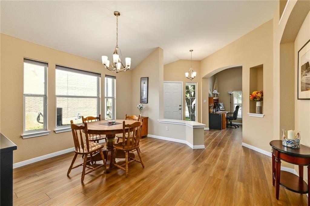 924 Tallow Trl, Cedar Park, TX 78613