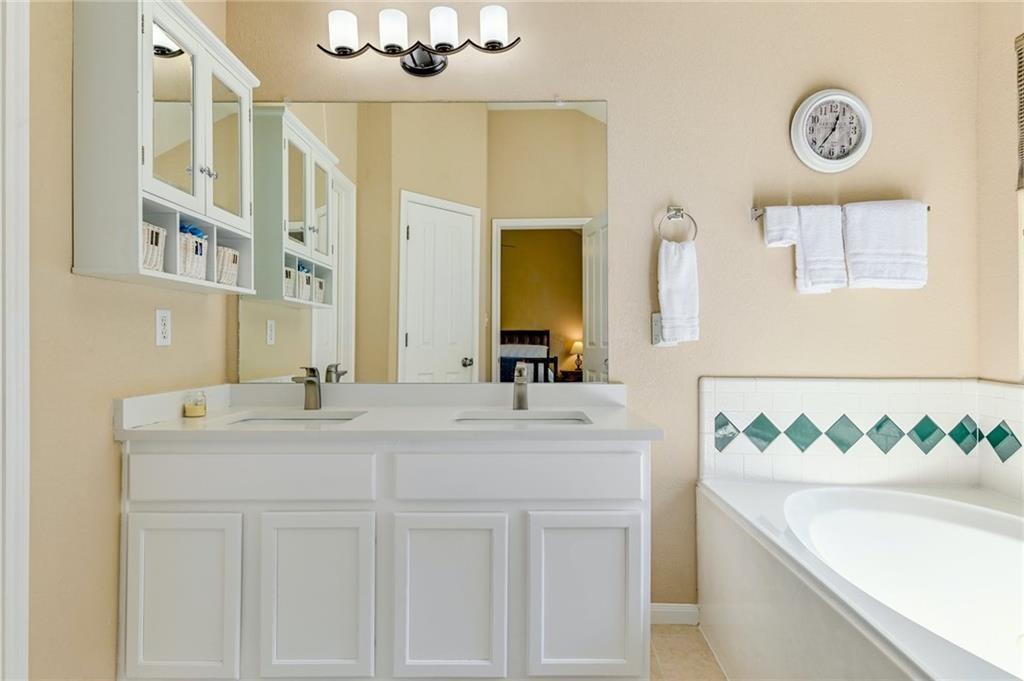 924 Tallow Trl, Cedar Park, TX 78613