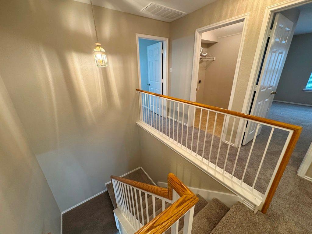 544 Hogan, Kyle, TX 78640