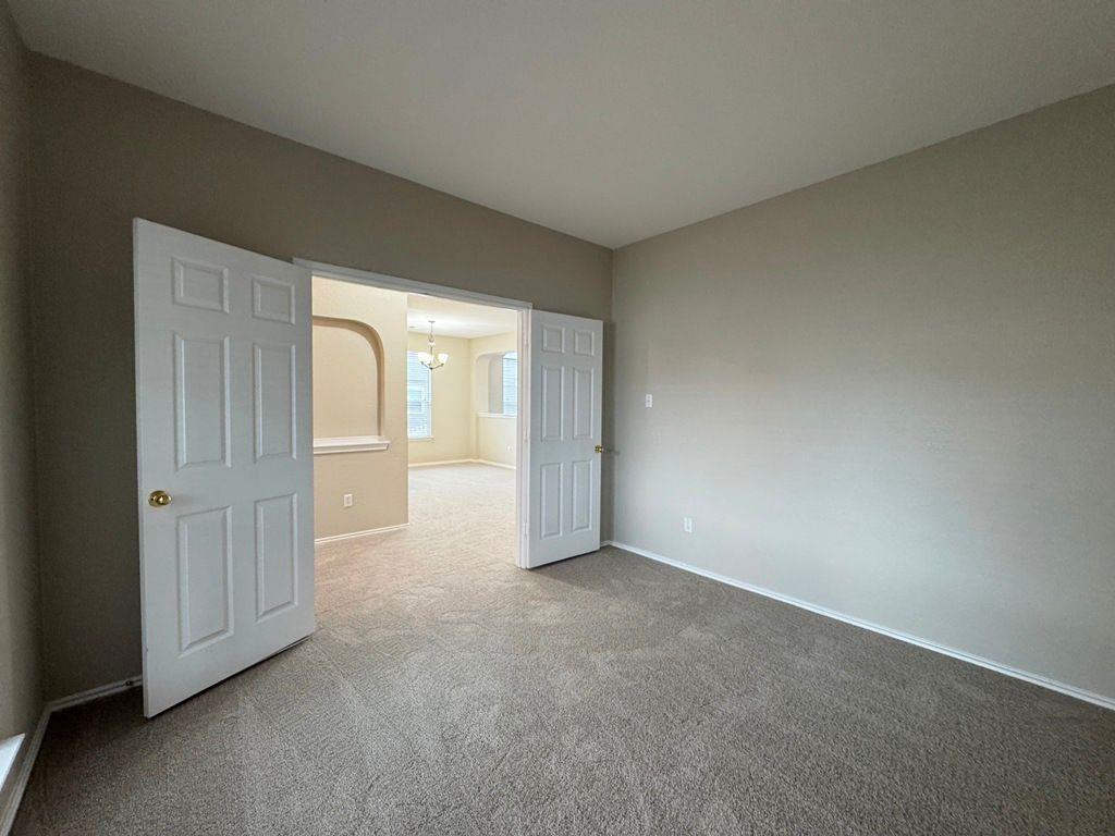 544 Hogan, Kyle, TX 78640