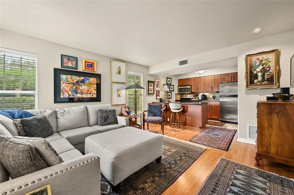 7685 Northcross Dr # 304, Austin, TX 78757