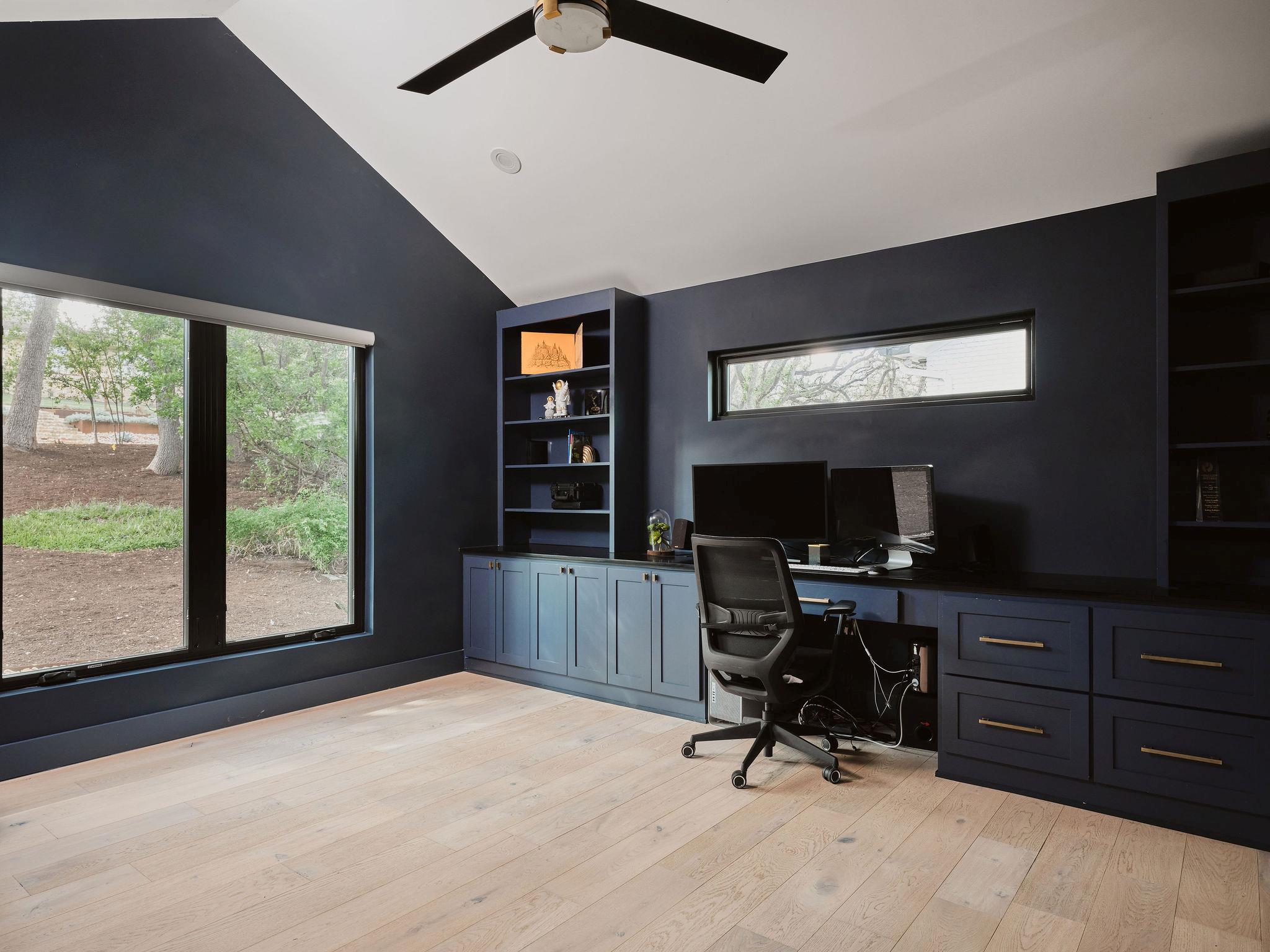 4301 Balcones Dr, Austin, TX 78731