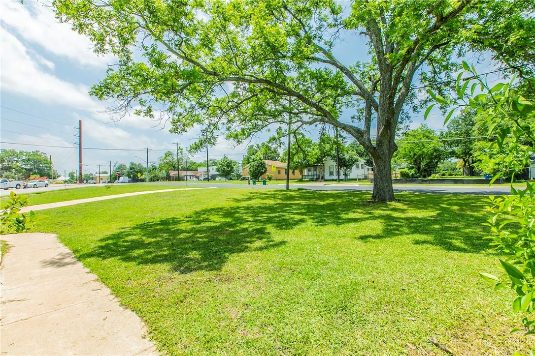 1171 Angelina St, Austin, TX 78702