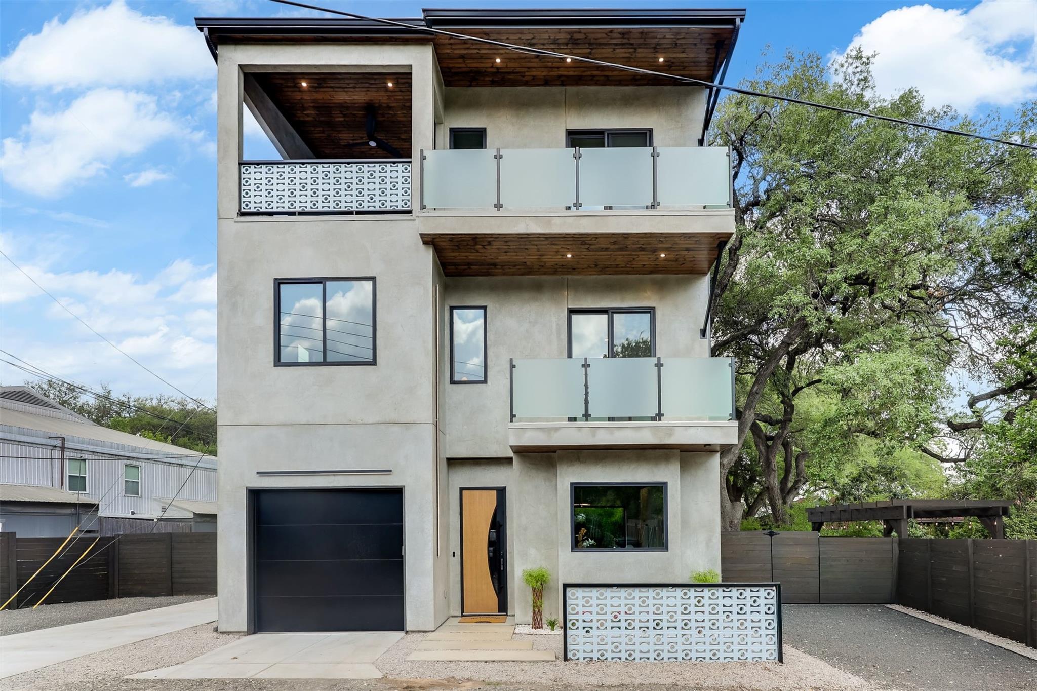 107 W Johanna St # C, Austin, TX 78704