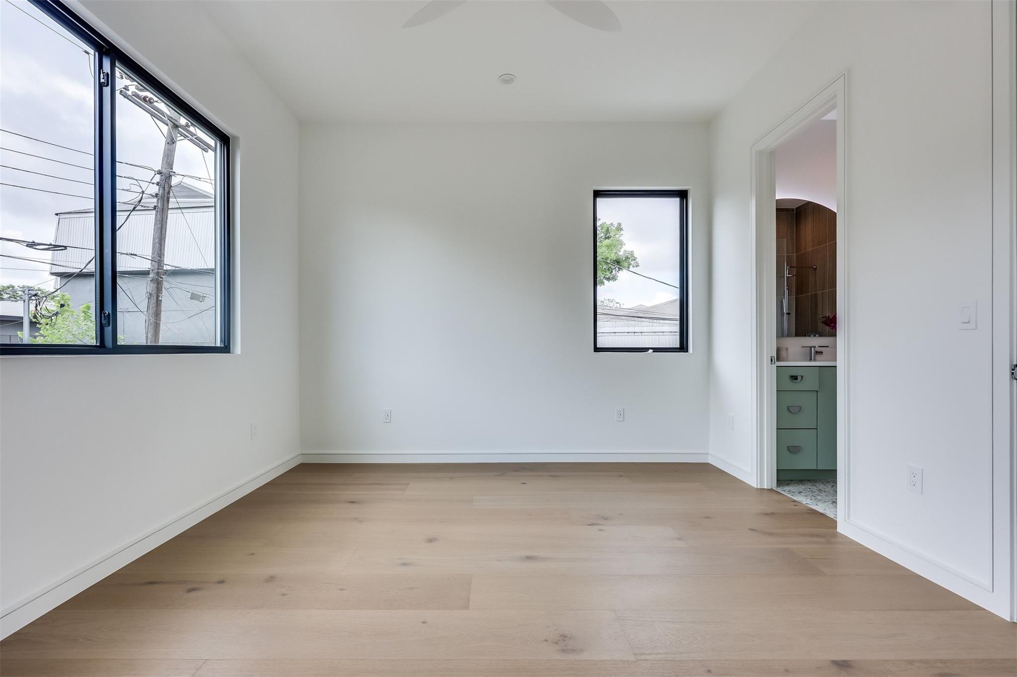 107 W Johanna St # C, Austin, TX 78704