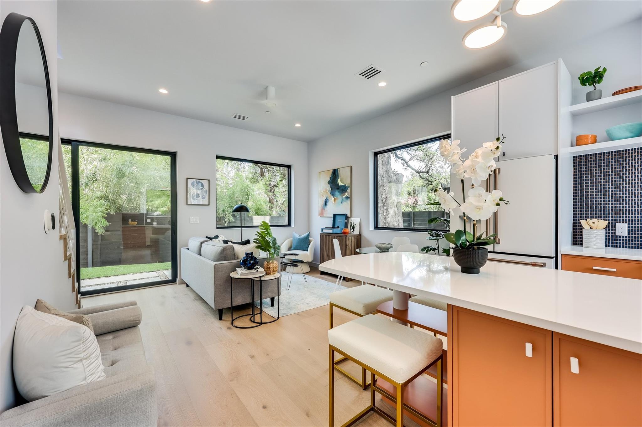 107 W Johanna St # C, Austin, TX 78704