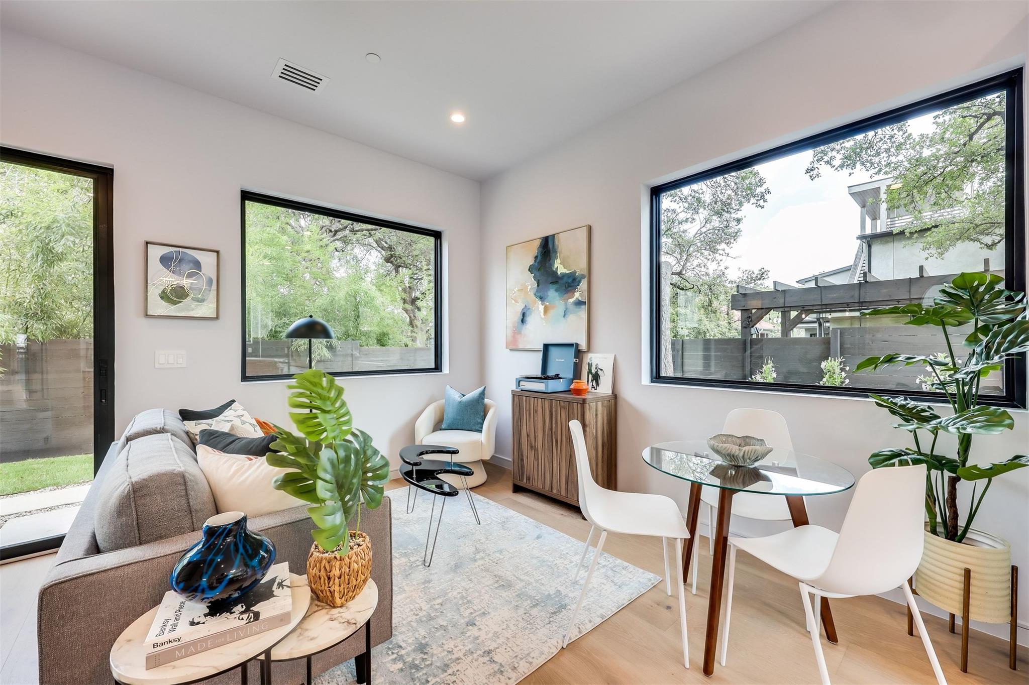 107 W Johanna St # C, Austin, TX 78704