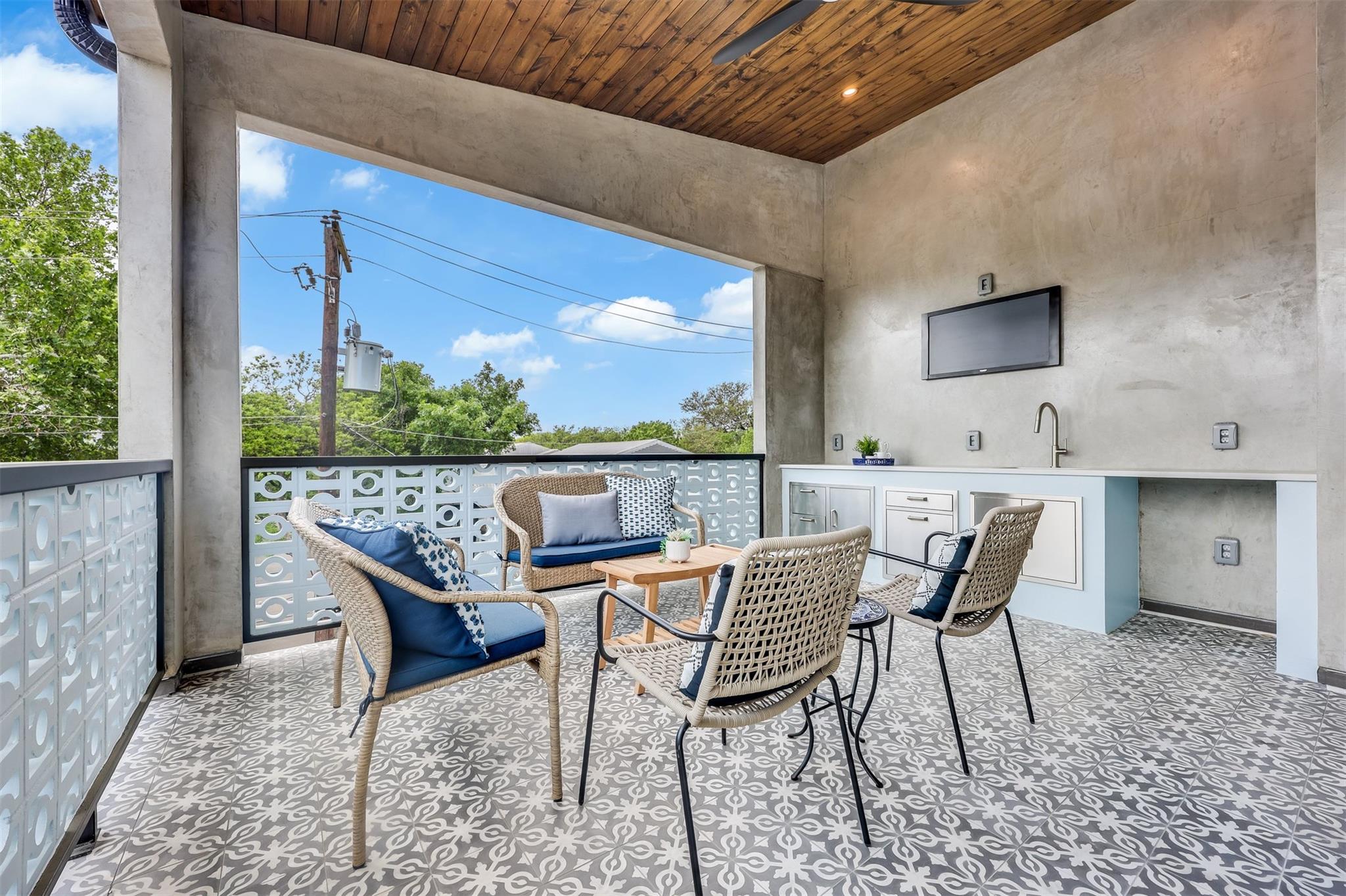 107 W Johanna St # C, Austin, TX 78704