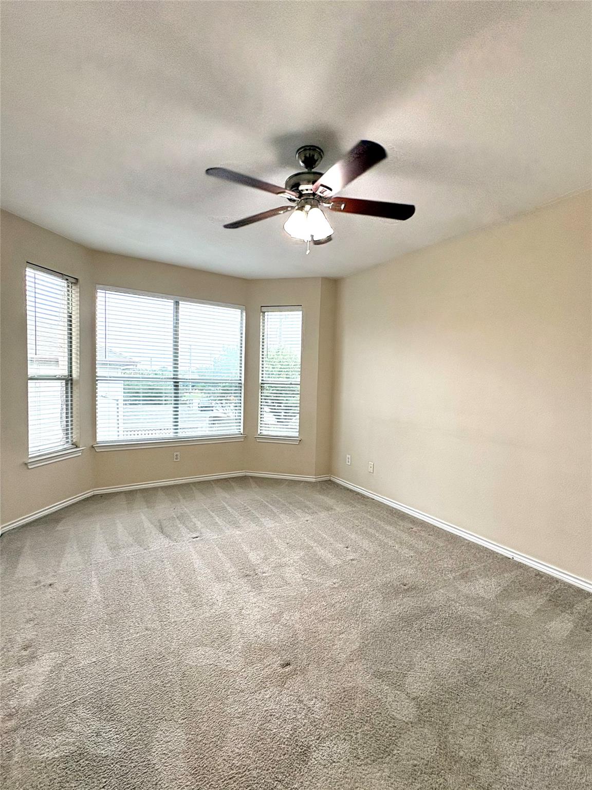 12609 Linford Dr, Austin, TX 78753