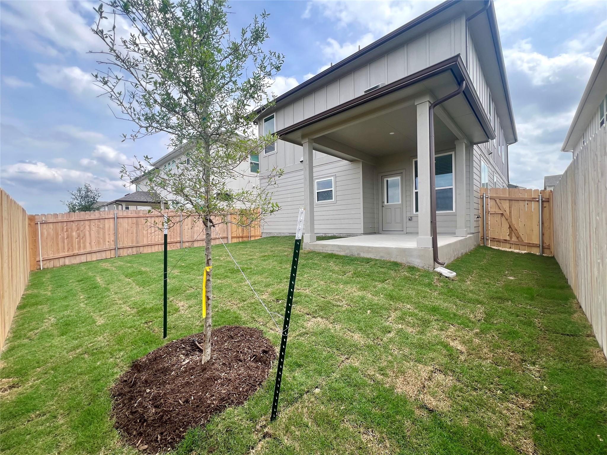 420 Young St, Buda, TX 78610