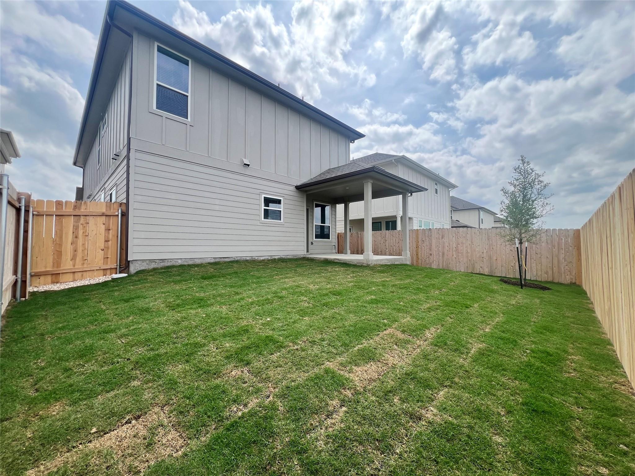 420 Young St, Buda, TX 78610