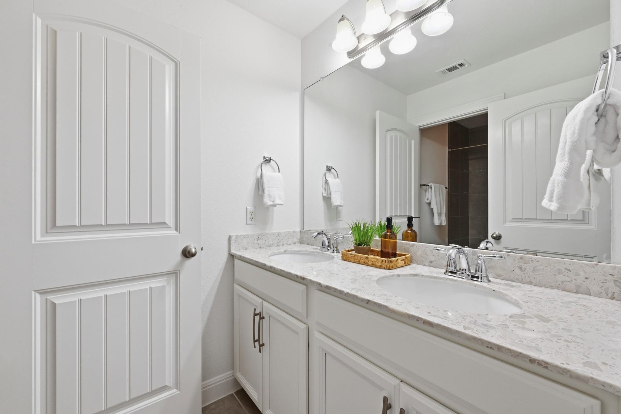 15909 Villa Frontera Dr, Austin, TX 78738