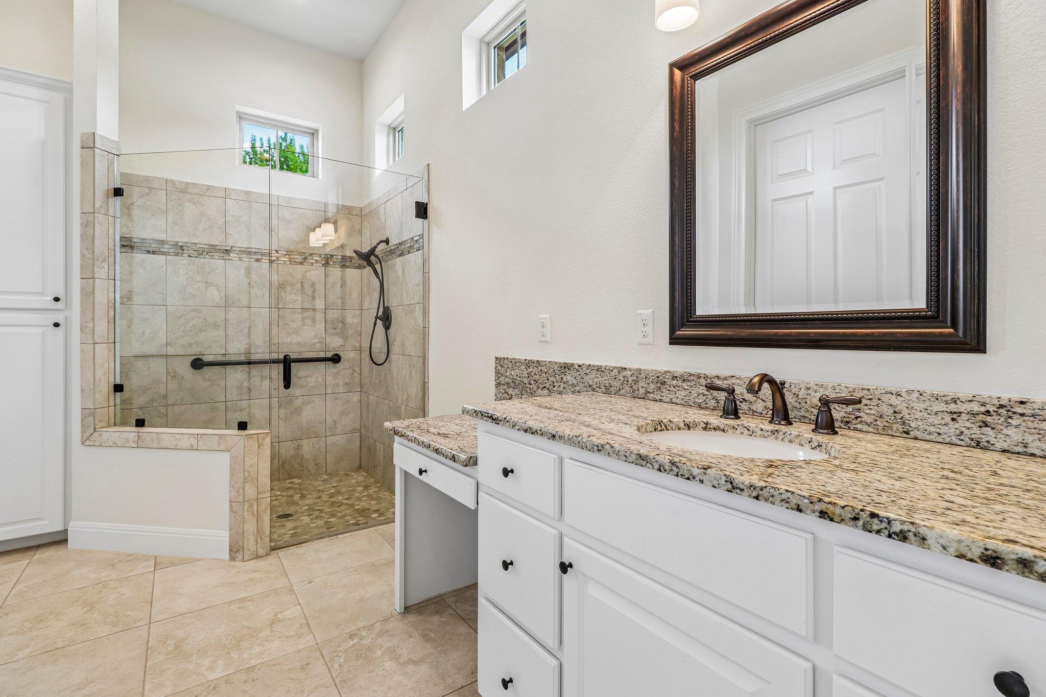 1302 Big Dr, Georgetown, TX 78628