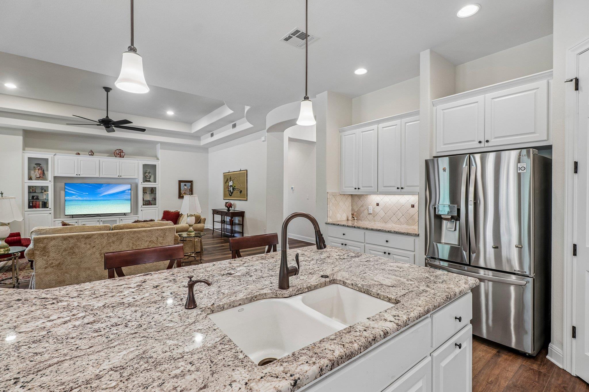 1302 Big Dr, Georgetown, TX 78628