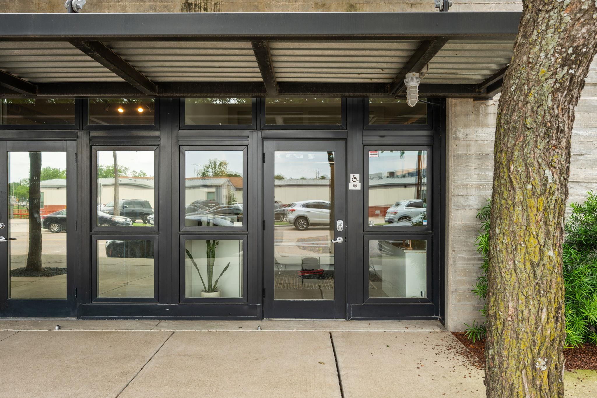 2235 E 6th St # 106, Austin, TX 78702