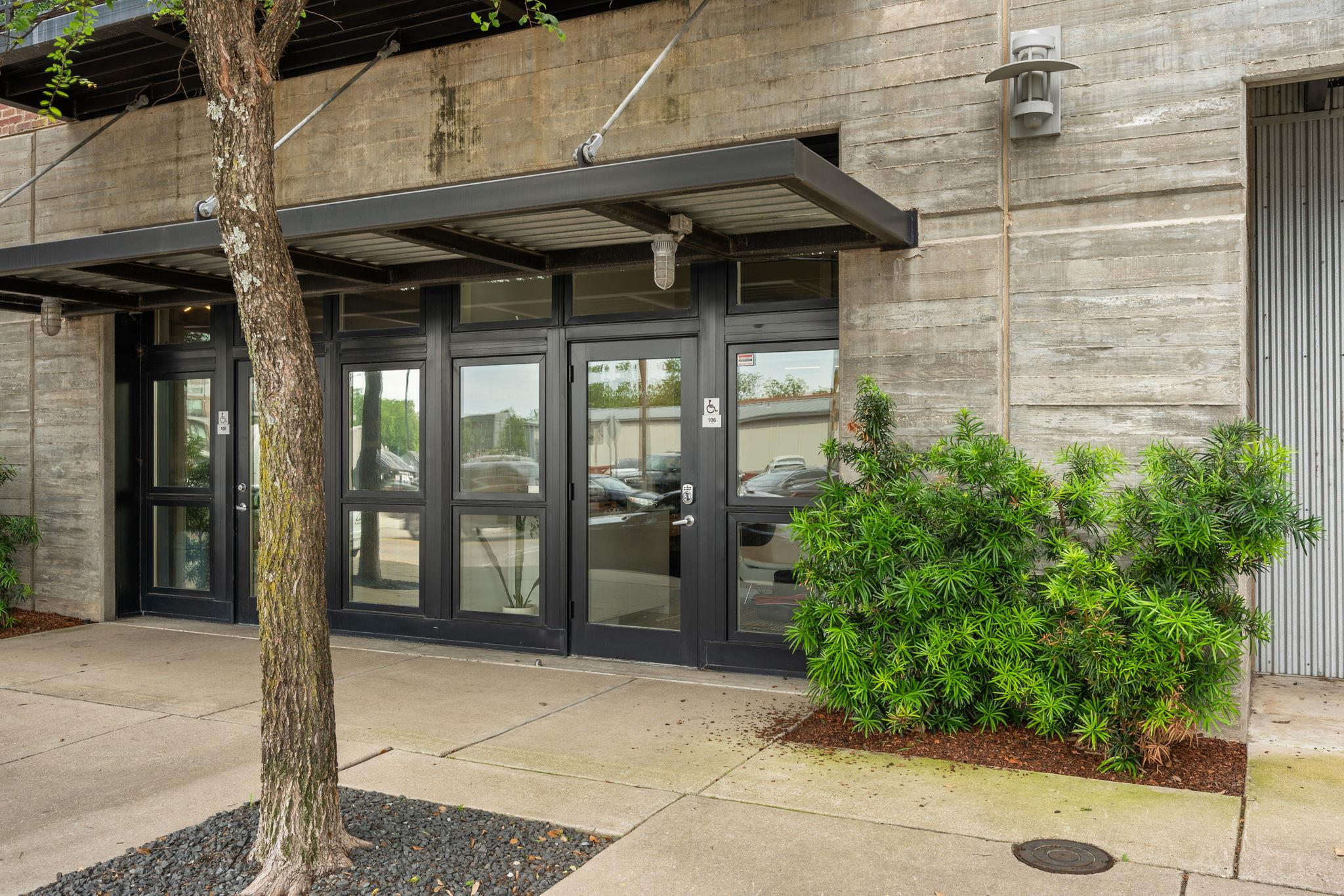 2235 E 6th St # 106, Austin, TX 78702