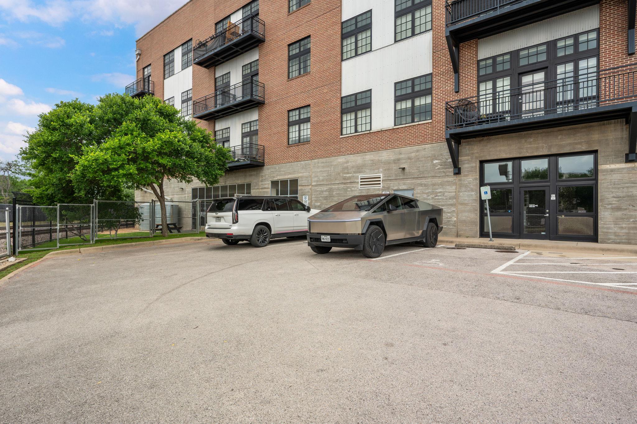 2235 E 6th St # 106, Austin, TX 78702