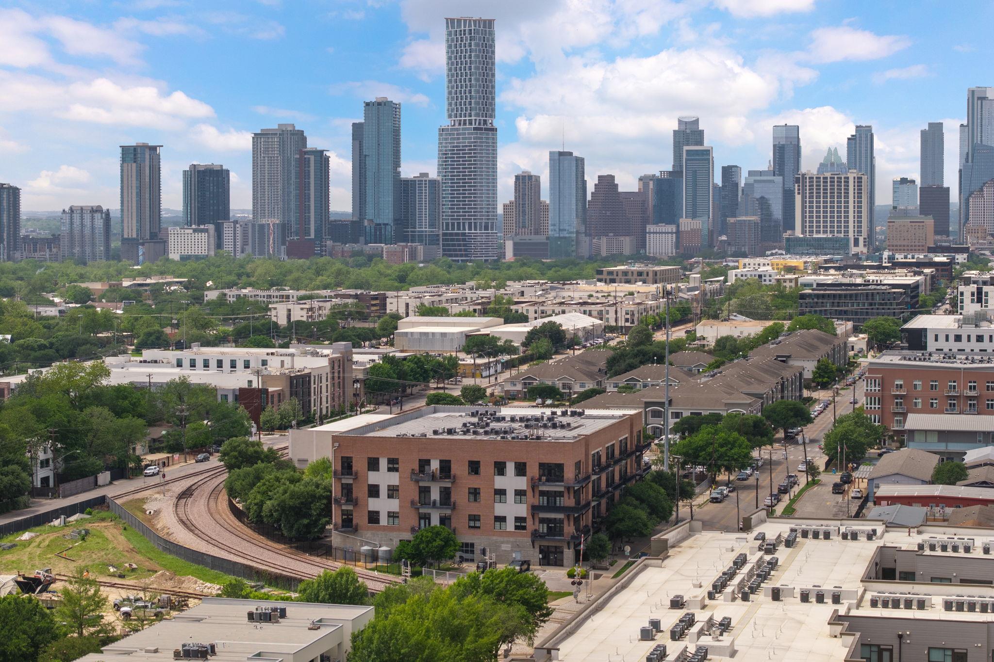 2235 E 6th St # 106, Austin, TX 78702