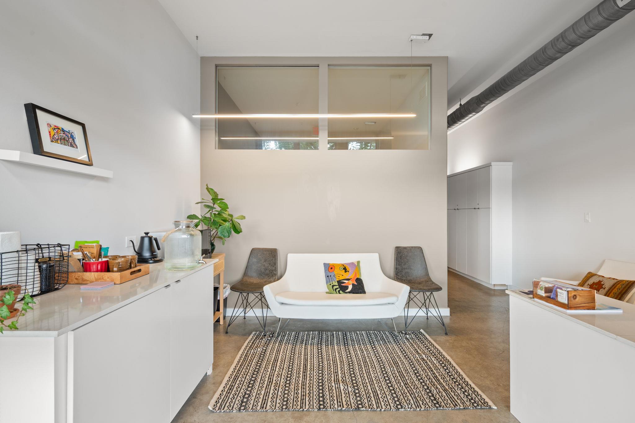 2235 E 6th St # 106, Austin, TX 78702