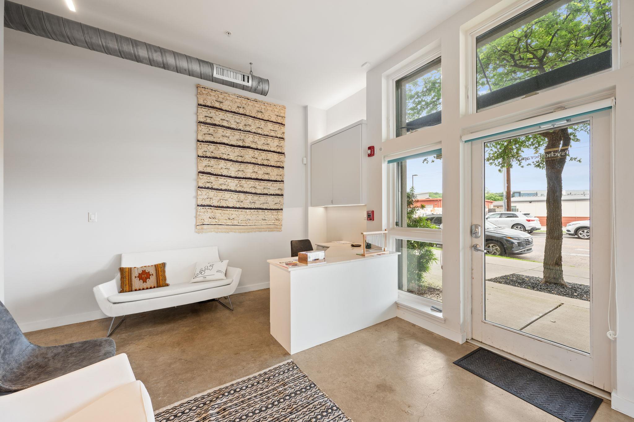 2235 E 6th St # 106, Austin, TX 78702