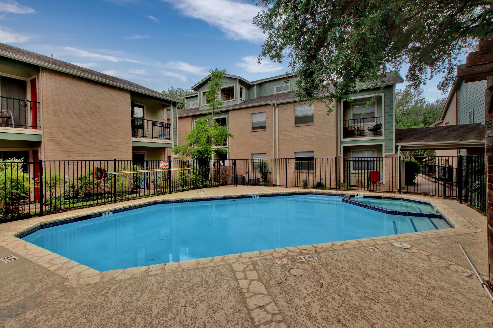 2104 Cullen Ave # 202, Austin, TX 78757