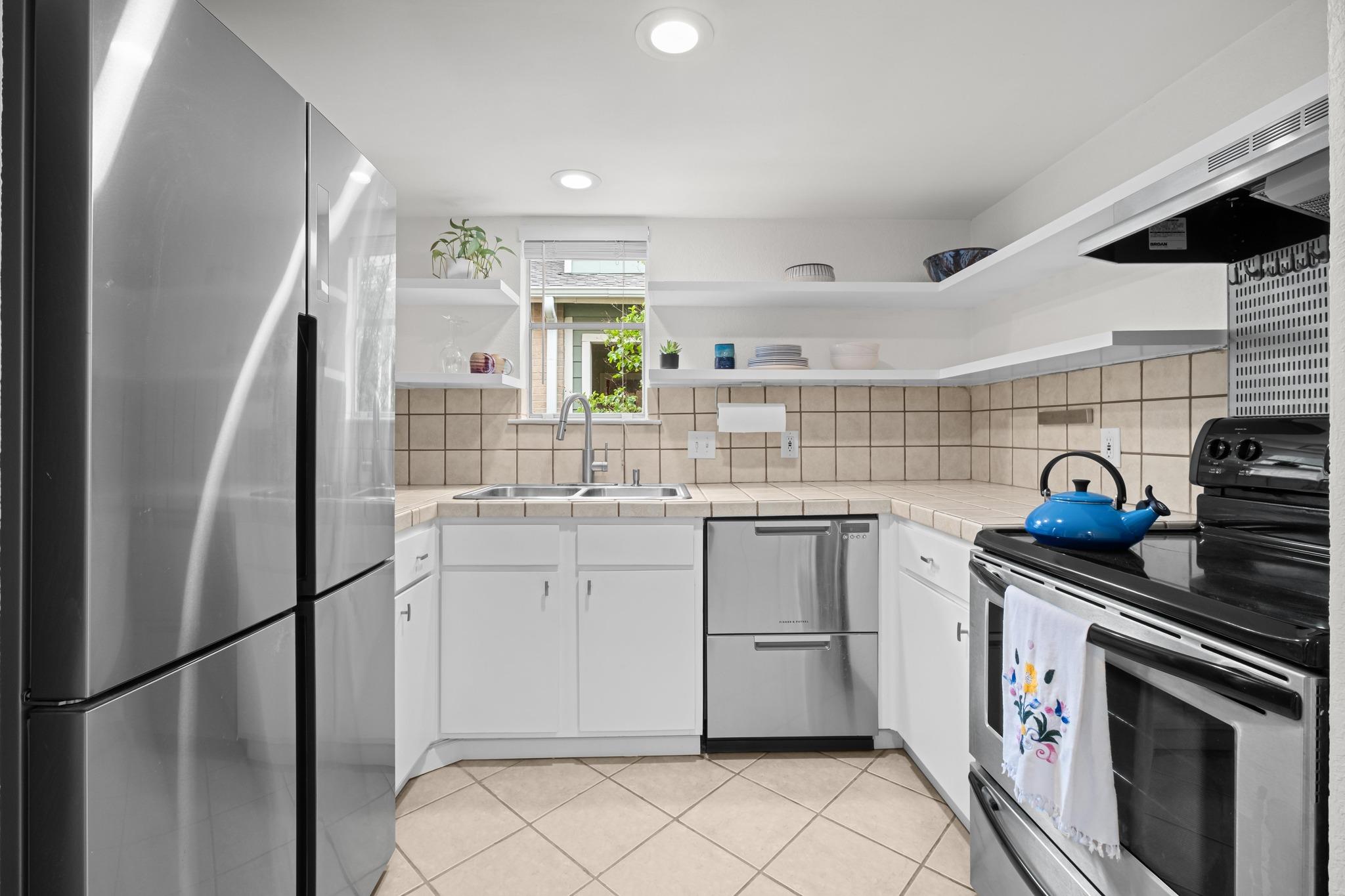 2104 Cullen Ave # 202, Austin, TX 78757