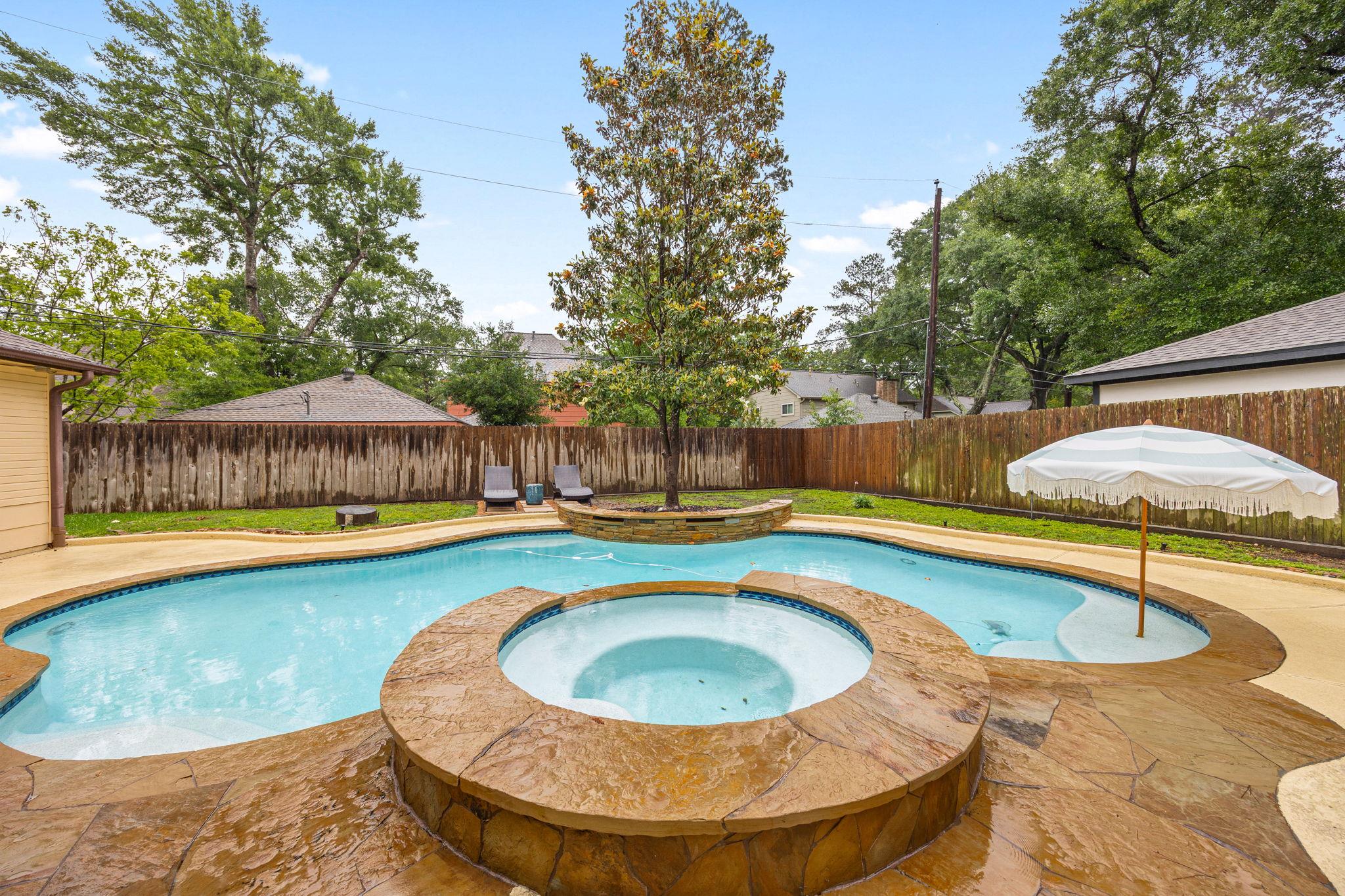 12914 Ivyforest Dr, Cypress, TX 77429