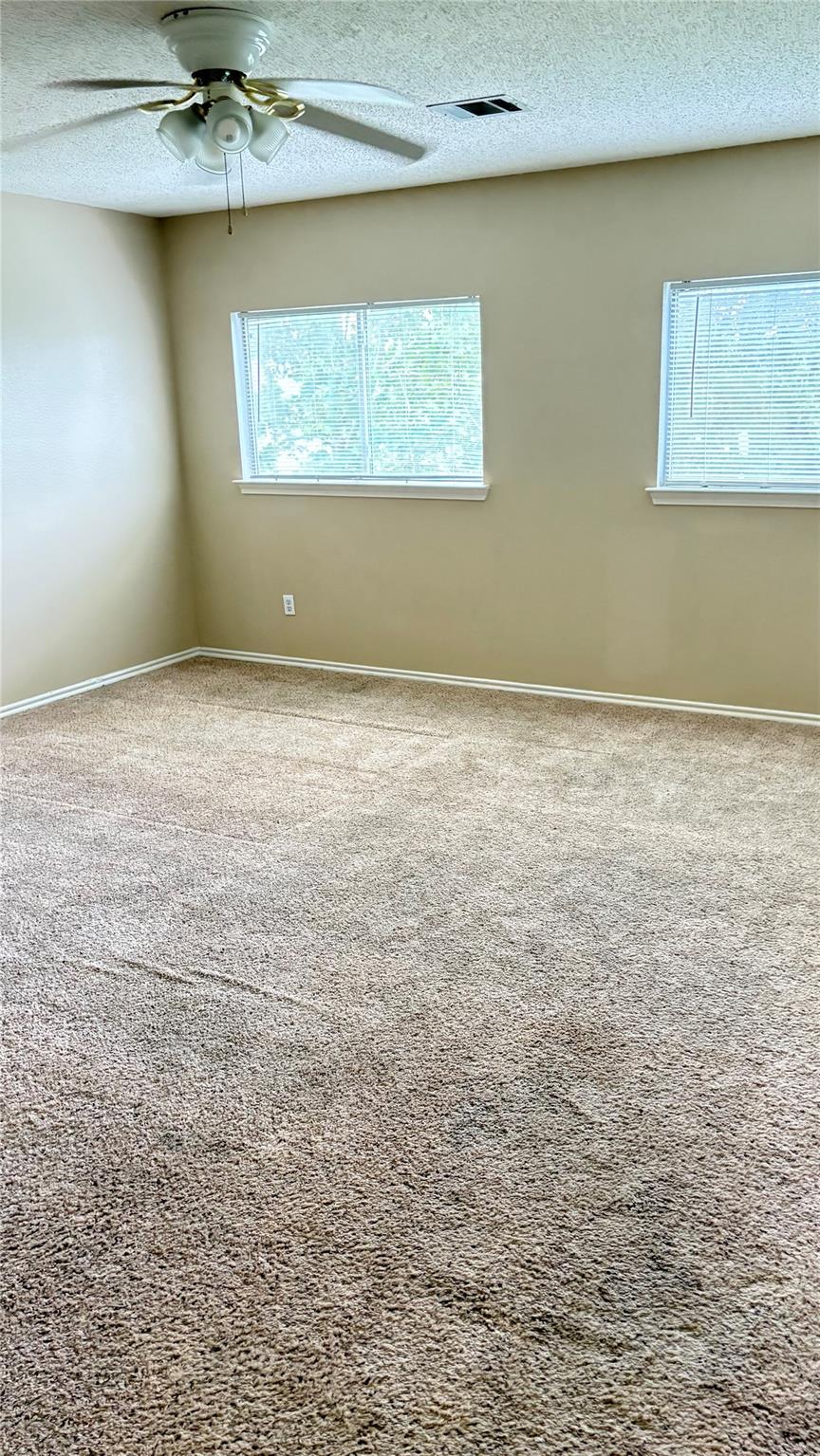 2209 Georgian Dr, Georgetown, TX 78626
