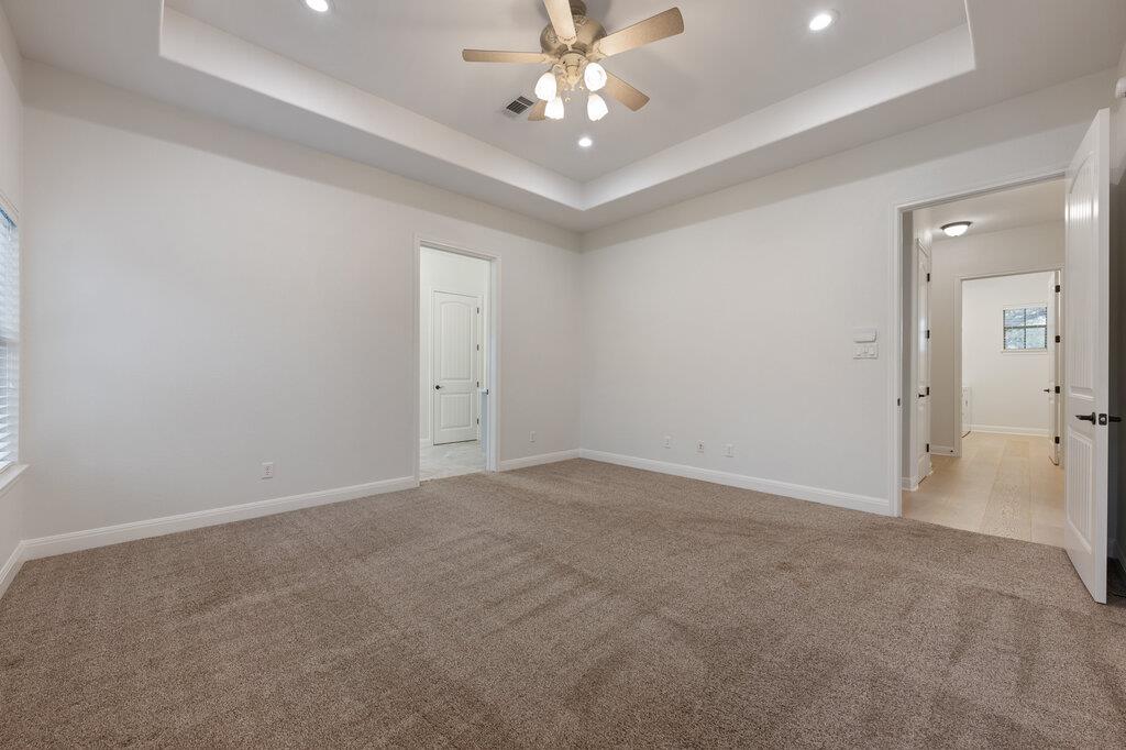 231 Neal Dr, Liberty Hill, TX 78642