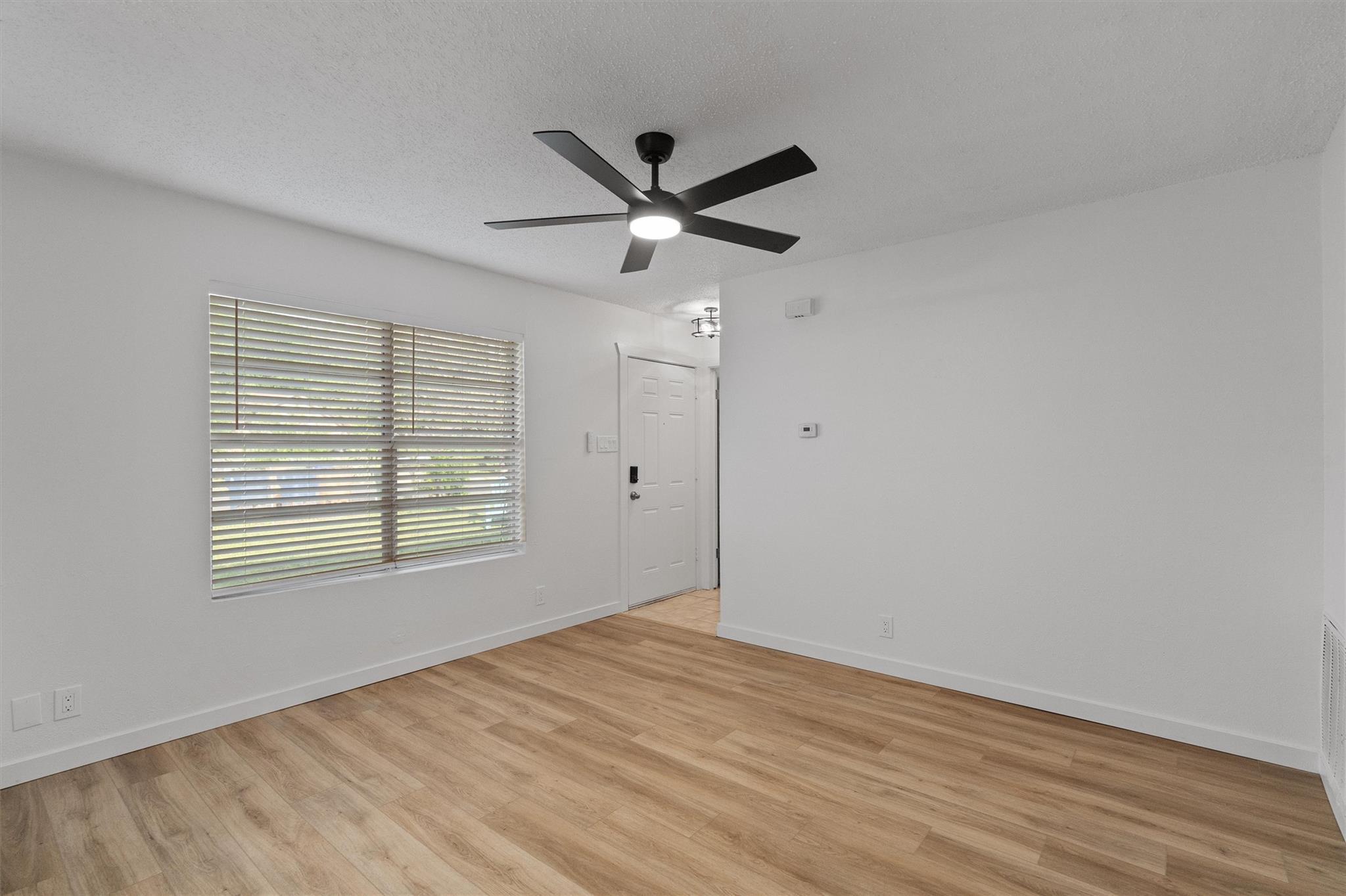 5700 Cherry Park # B, Austin, TX 78745