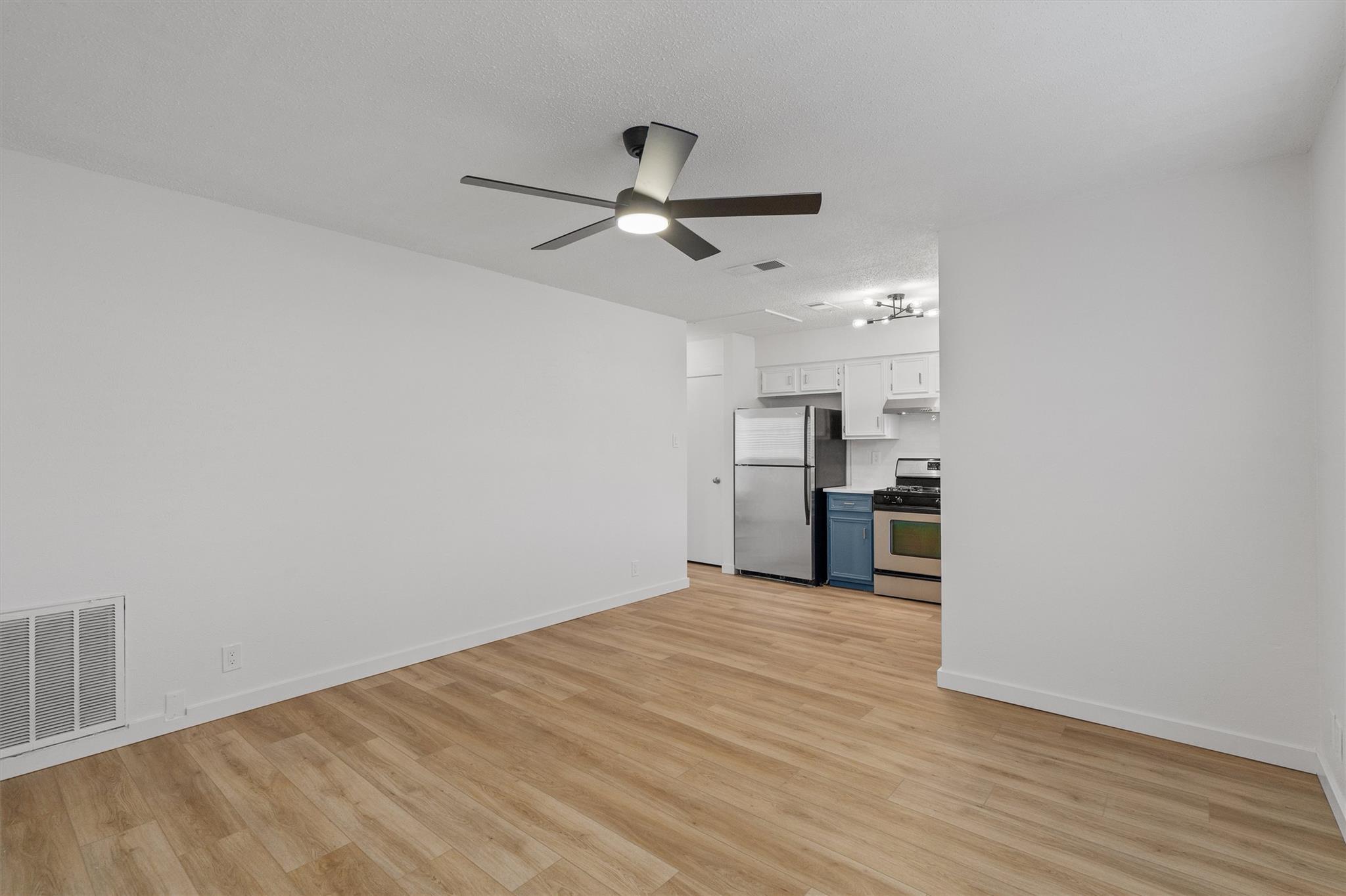 5700 Cherry Park # B, Austin, TX 78745