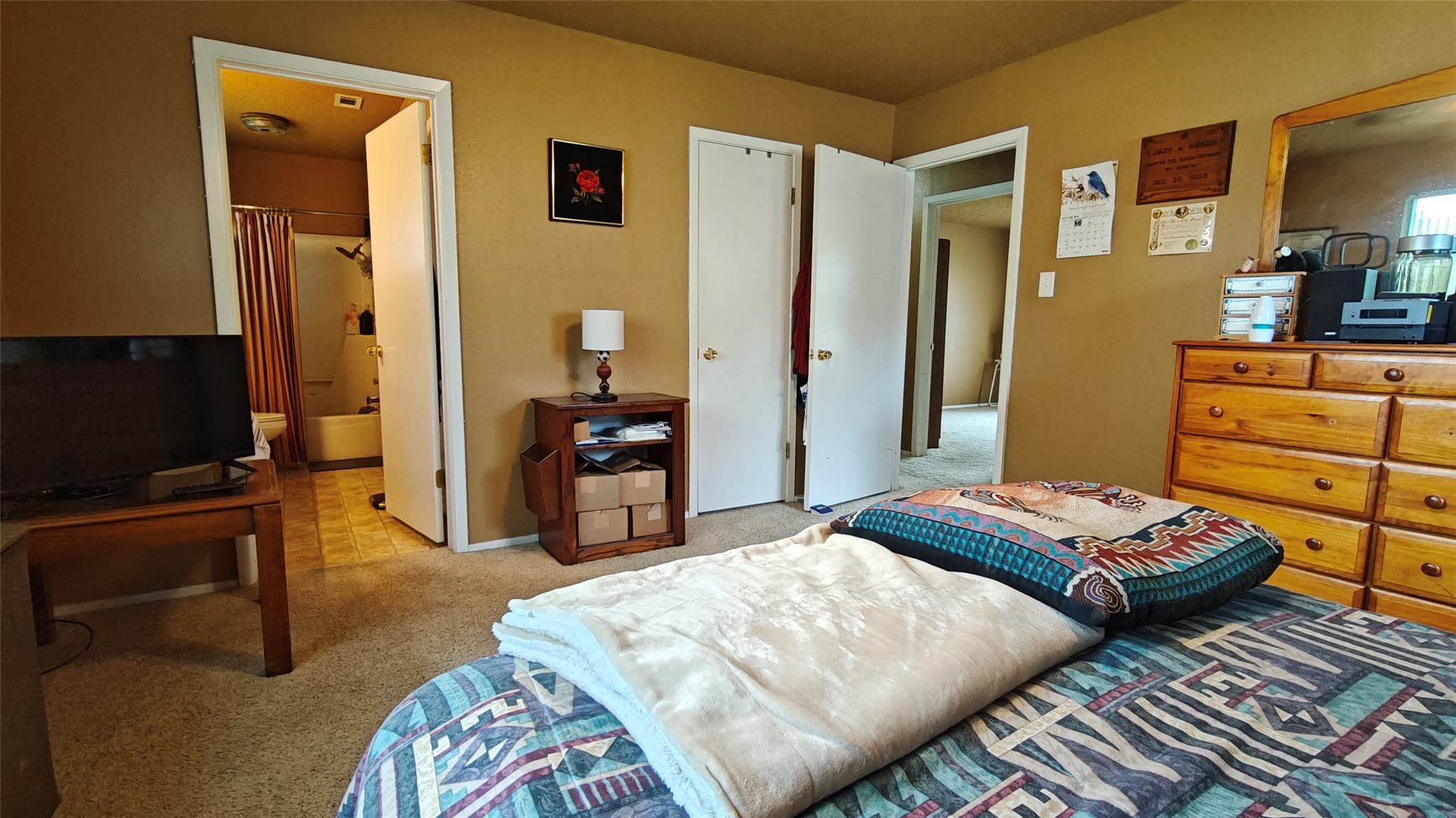 526 Dennis Dr, Round Rock, TX 78664