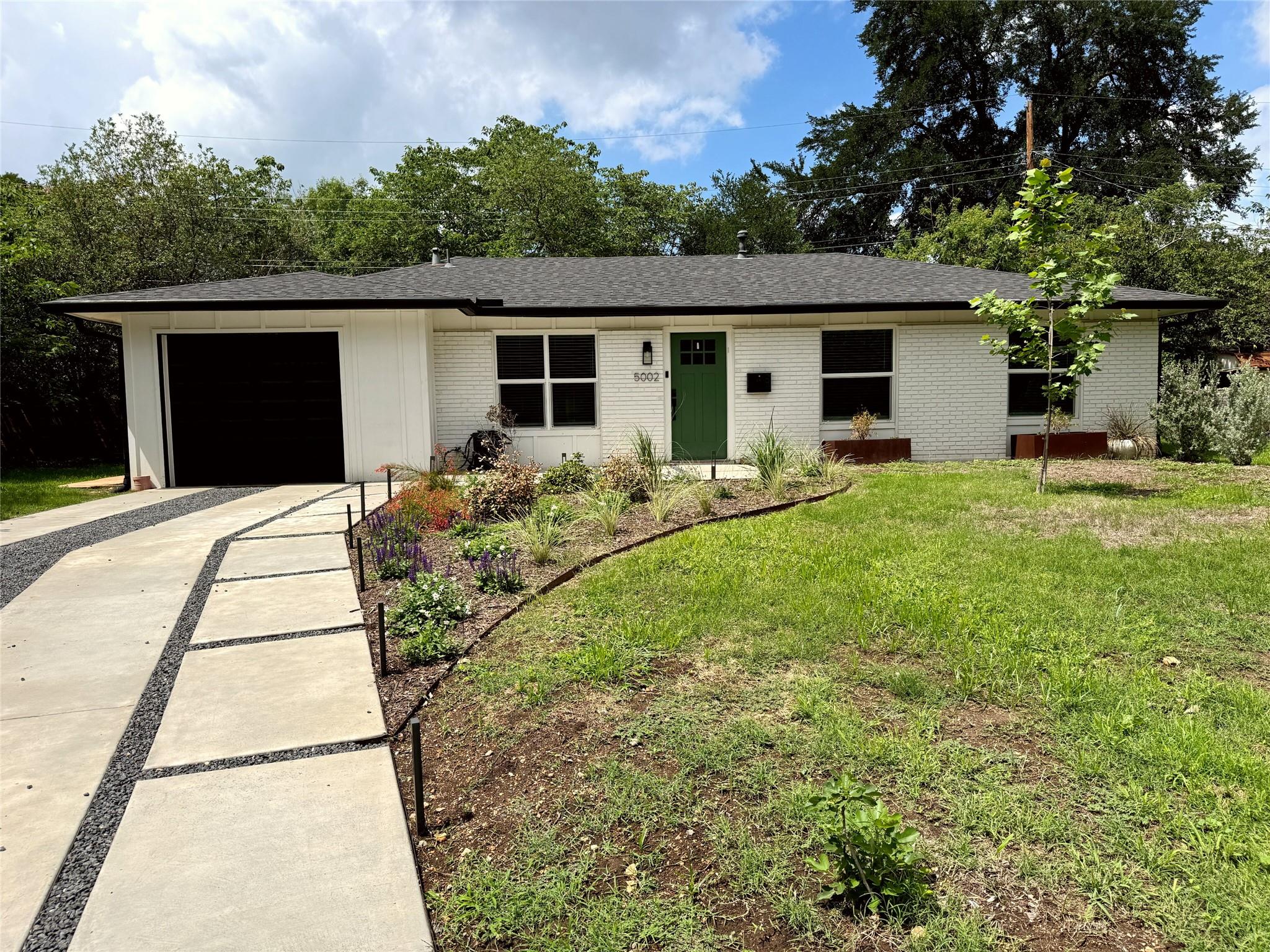 5002 Glencoe Cir, Austin, TX 78745