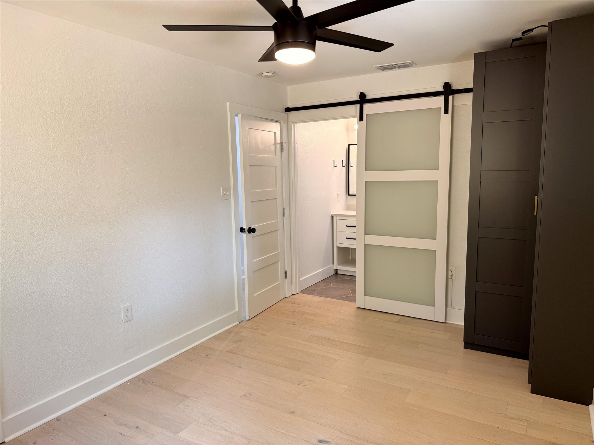 5002 Glencoe Cir, Austin, TX 78745