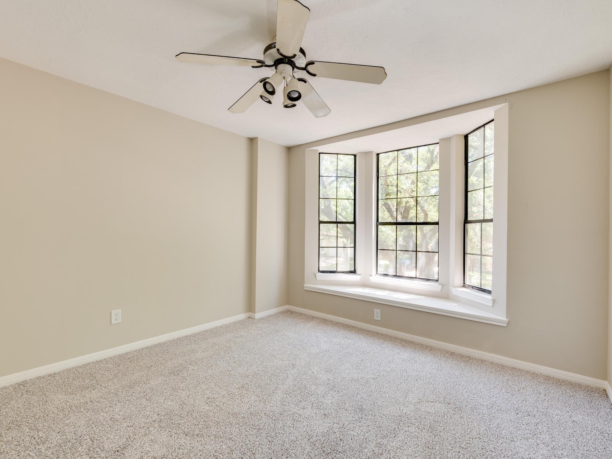 3944 Kristencreek Ln, Round Rock, TX 78681