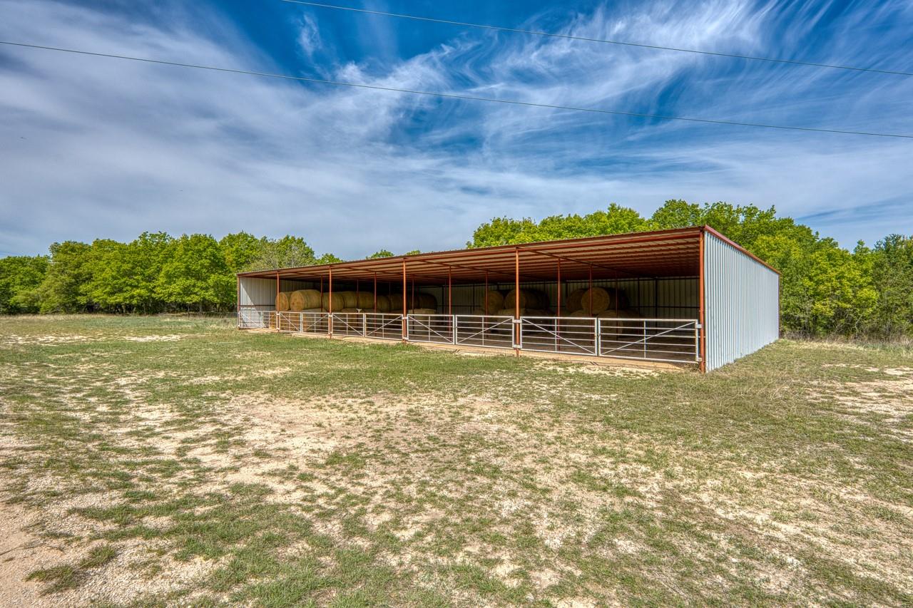 2145 Fm 922, Forestburg, TX 76239