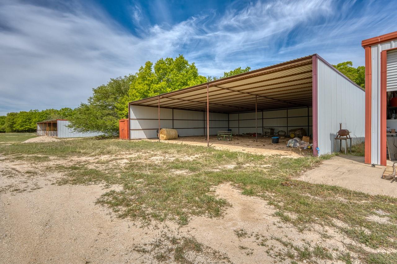 2145 Fm 922, Forestburg, TX 76239