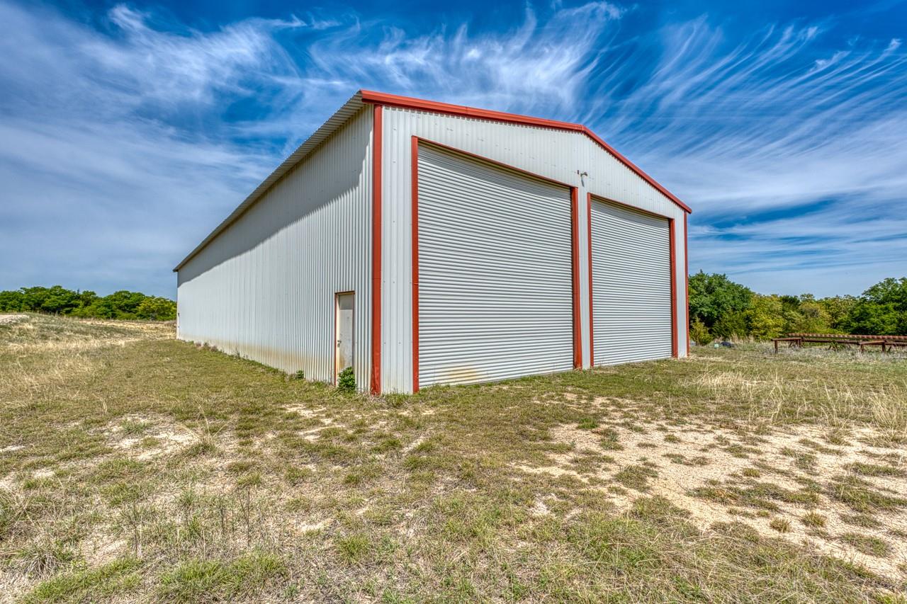2145 Fm 922, Forestburg, TX 76239