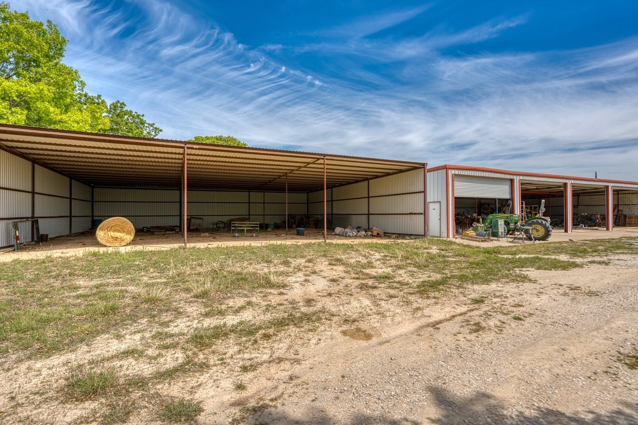 2145 Fm 922, Forestburg, TX 76239