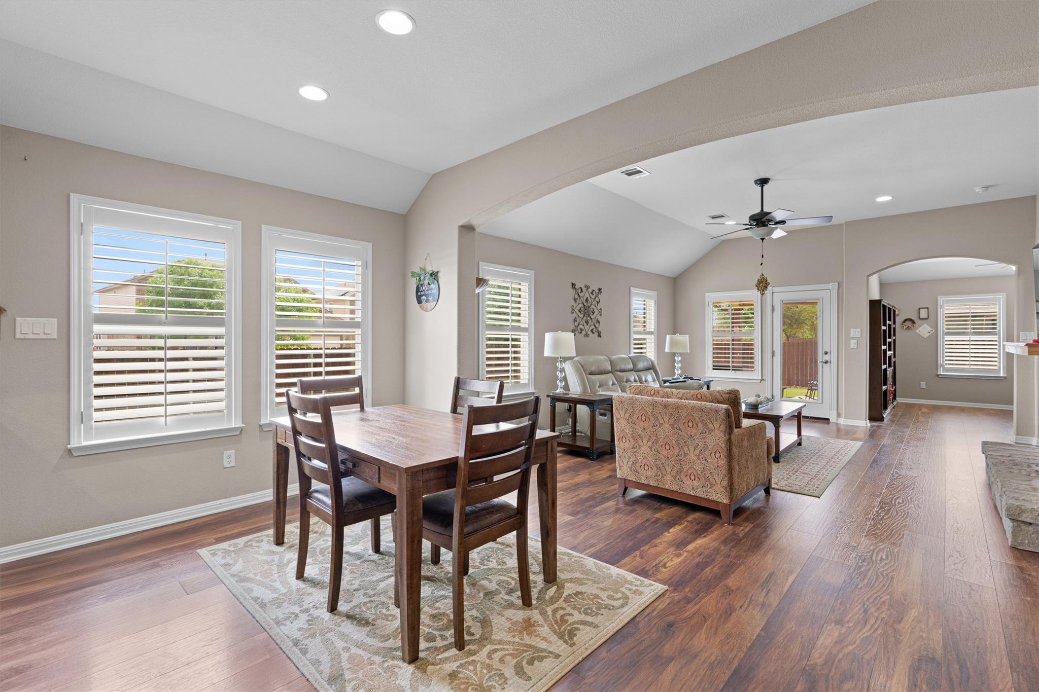 8094 Arezzo Dr, Round Rock, TX 78665