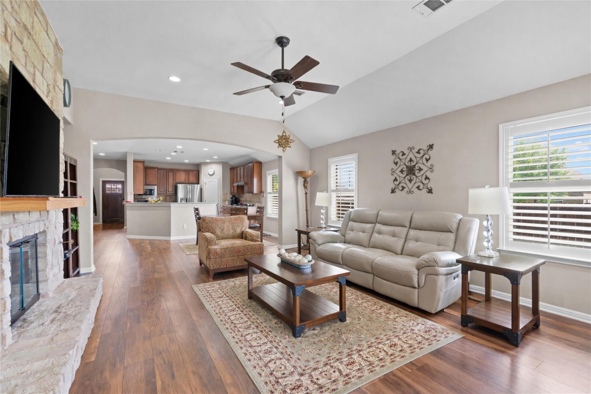 8094 Arezzo Dr, Round Rock, TX 78665