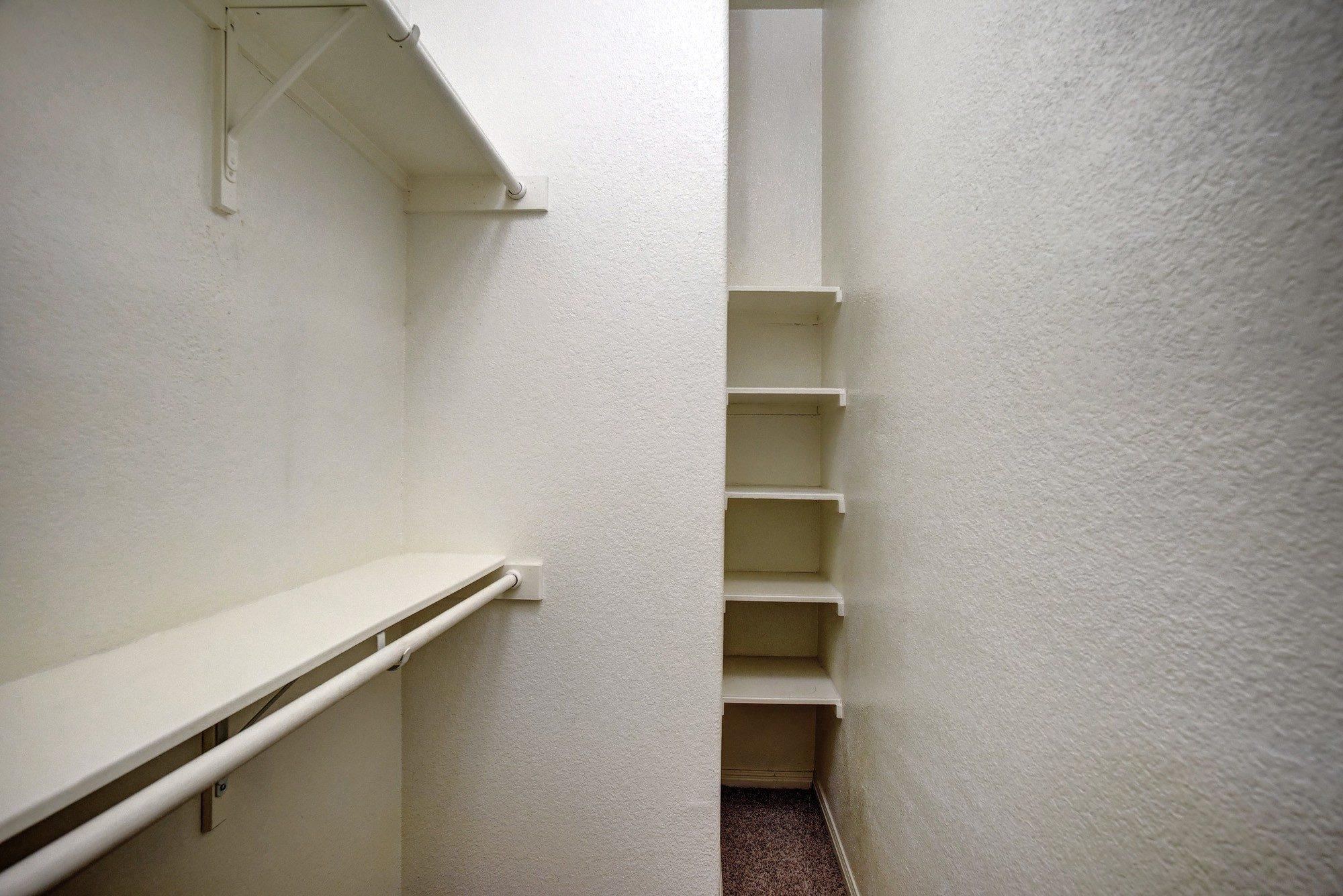 105 S Kaupo Dr, Bastrop, TX 78602