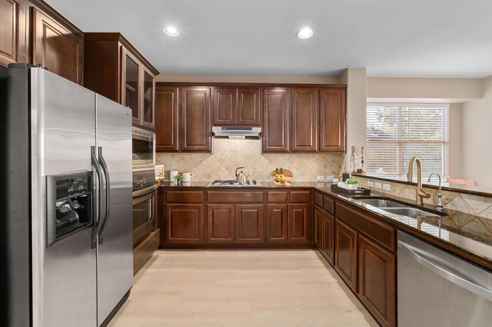 2409 Golden Gate Park, Austin, TX 78732