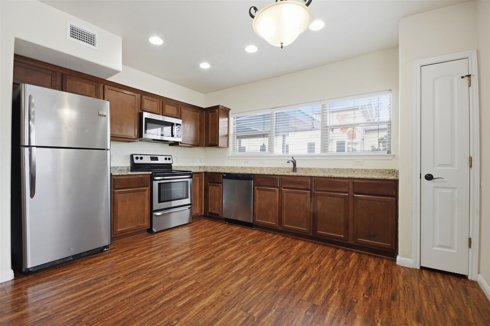 302 W San Antonio St # 101, San Marcos, TX 78666