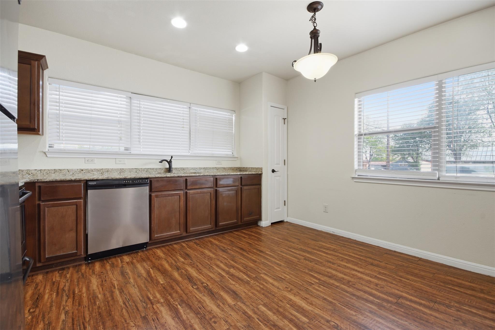 302 W San Antonio St # 101, San Marcos, TX 78666