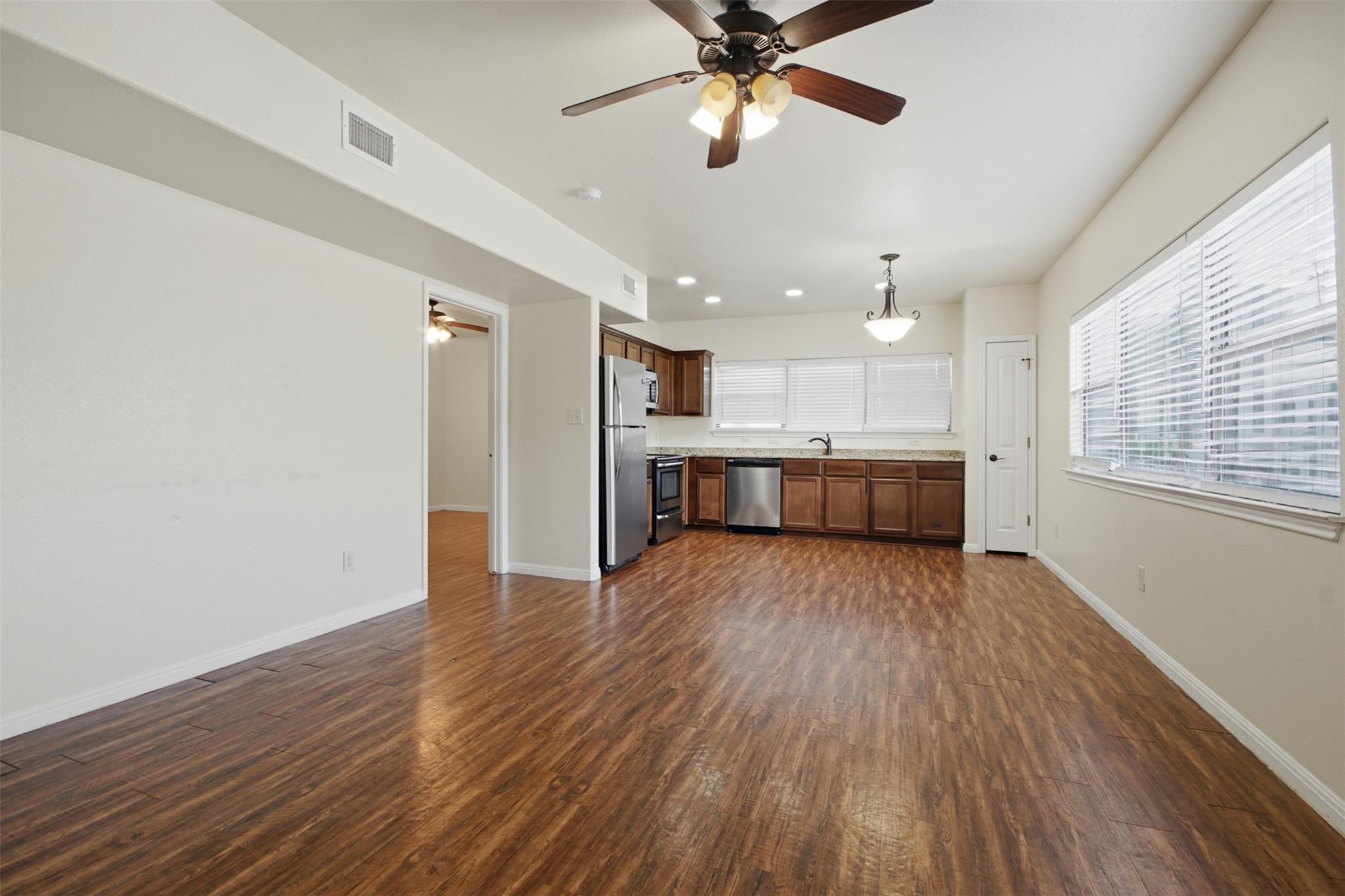 302 W San Antonio St # 101, San Marcos, TX 78666