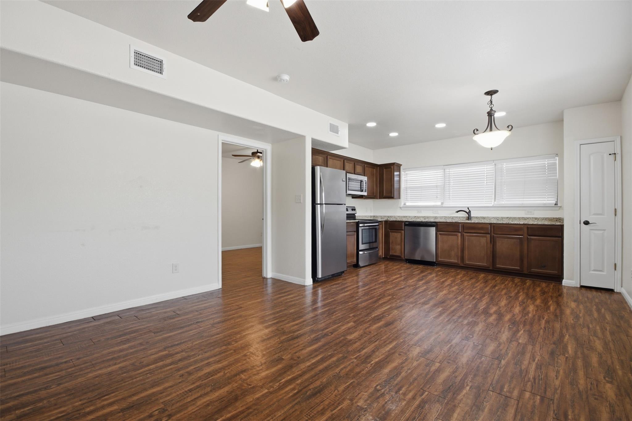 302 W San Antonio St # 101, San Marcos, TX 78666