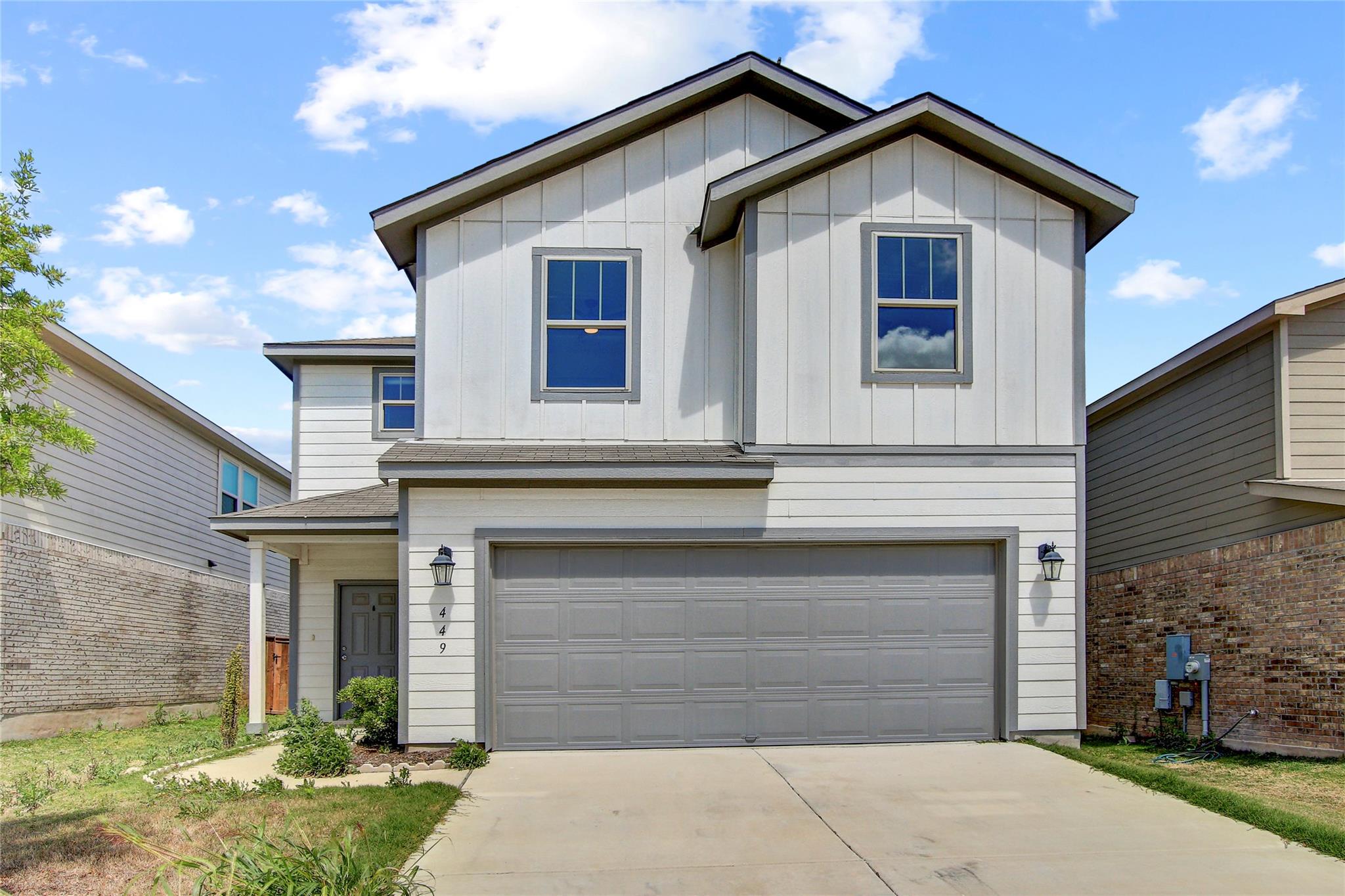 449 Stone Water Ln, Jarrell, TX 76588