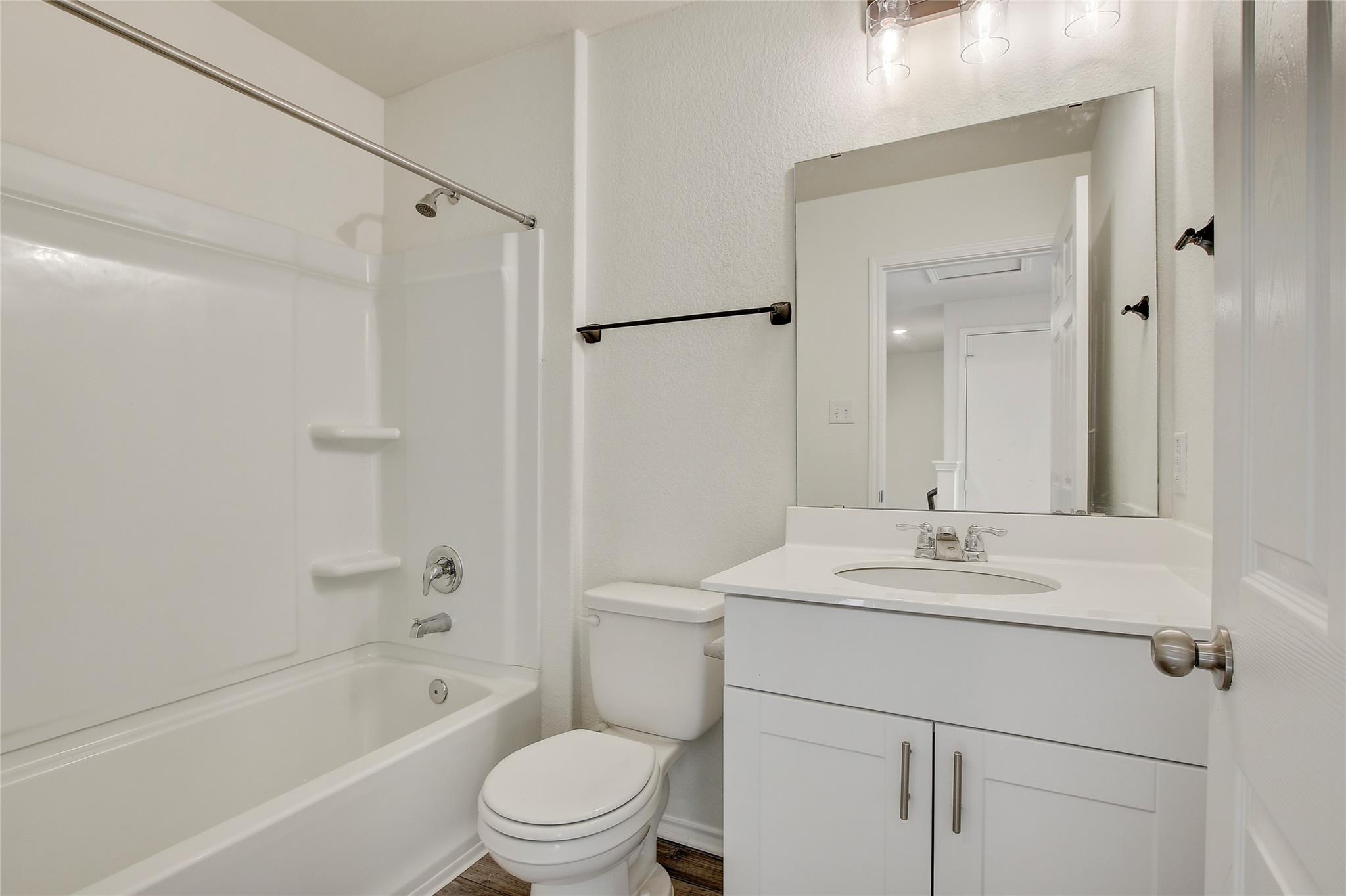 449 Stone Water Ln, Jarrell, TX 76588