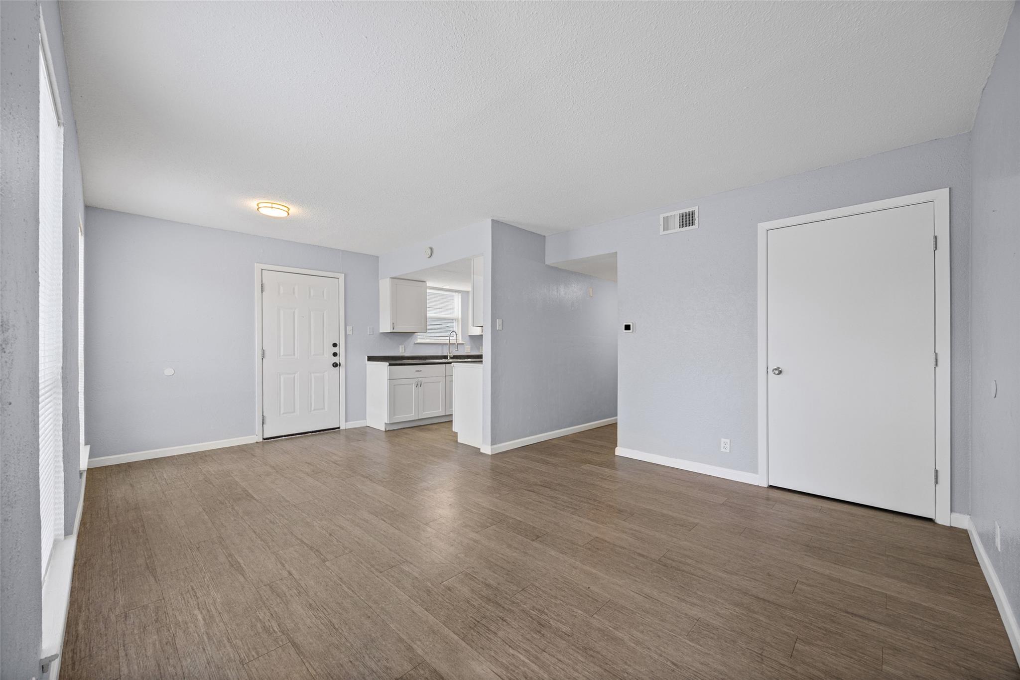 2615 Ektom Dr # A, Austin, TX 78745